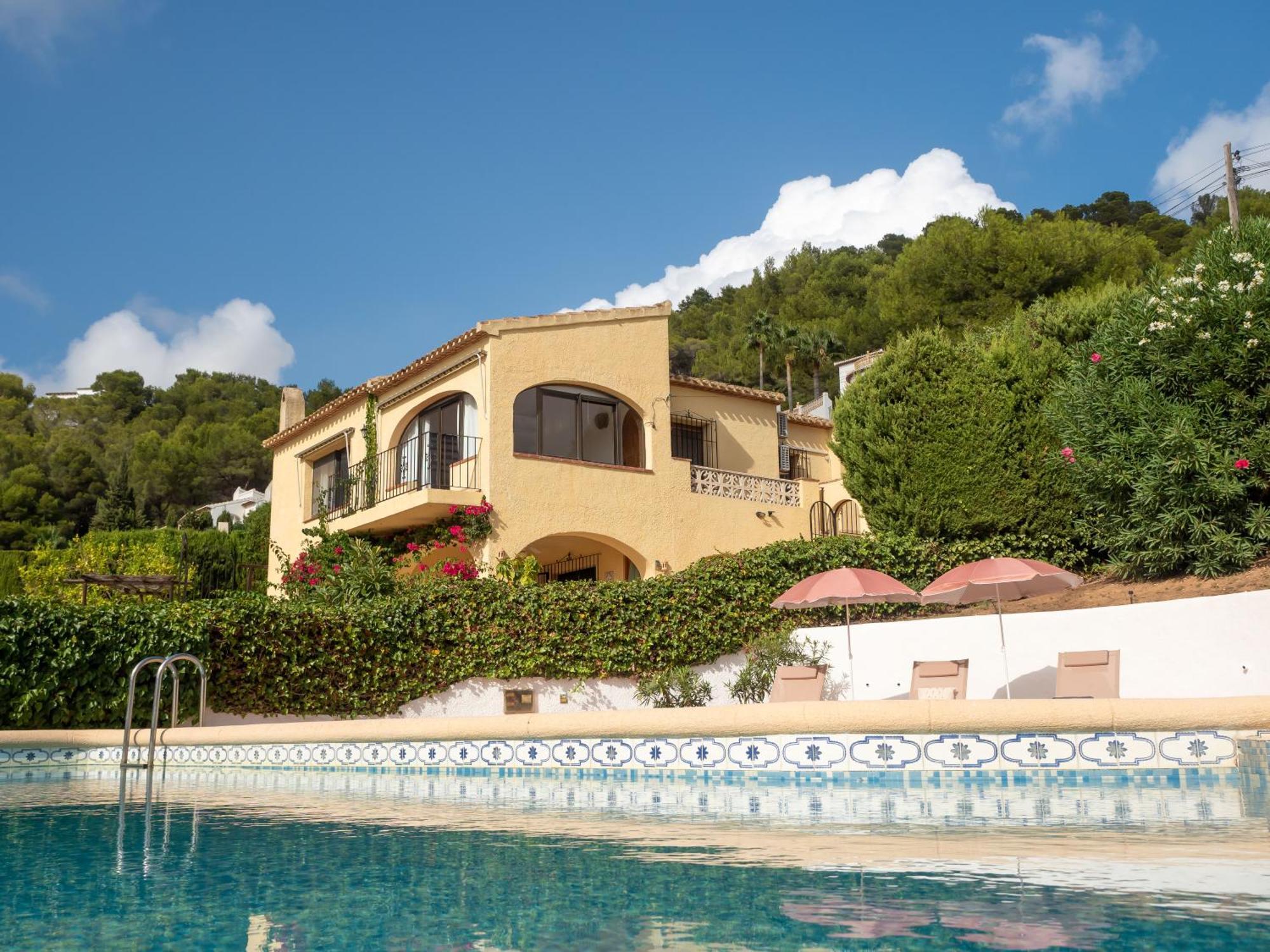 Authentic Groundfloor Apartment In Beautiful Villa, Jávea Eksteriør bilde
