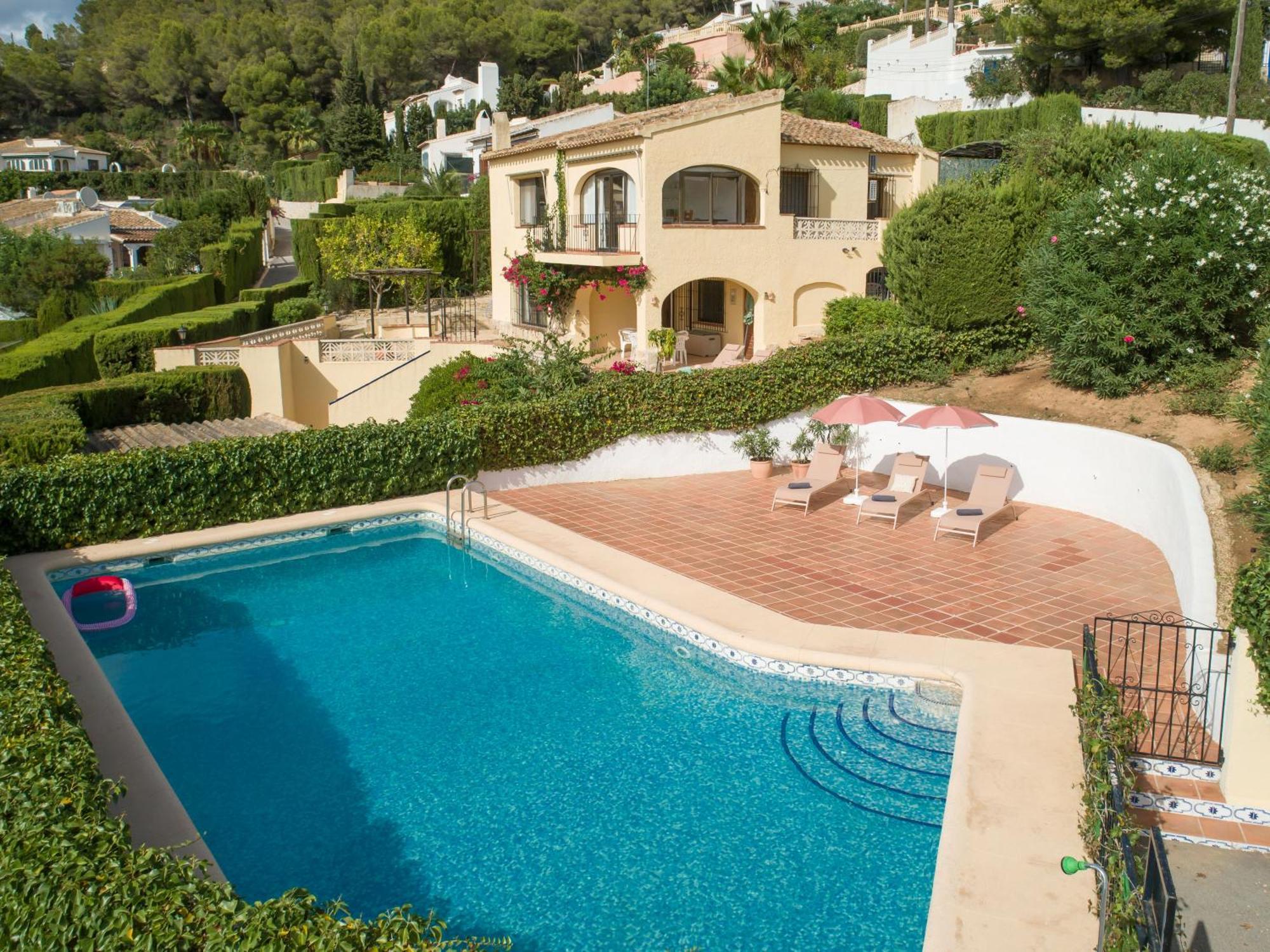 Authentic Groundfloor Apartment In Beautiful Villa, Jávea Eksteriør bilde